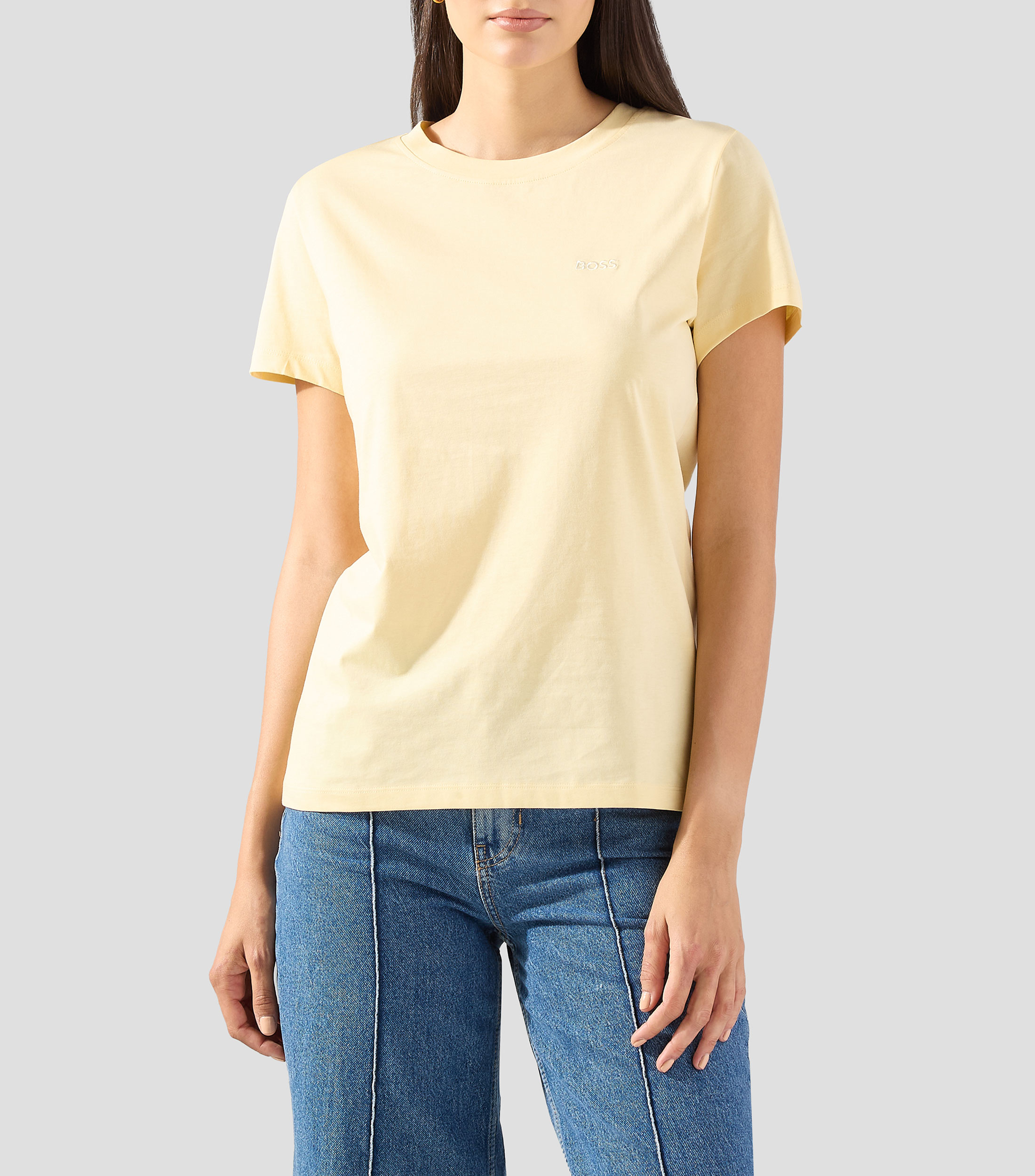 Playera cuello redondo manga corta con logo Mujer